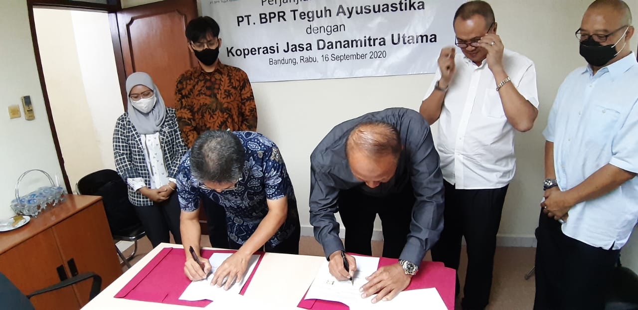 Penandatanganan Kerjasama dengan Koperasi Jasa Dana Mitra Utama