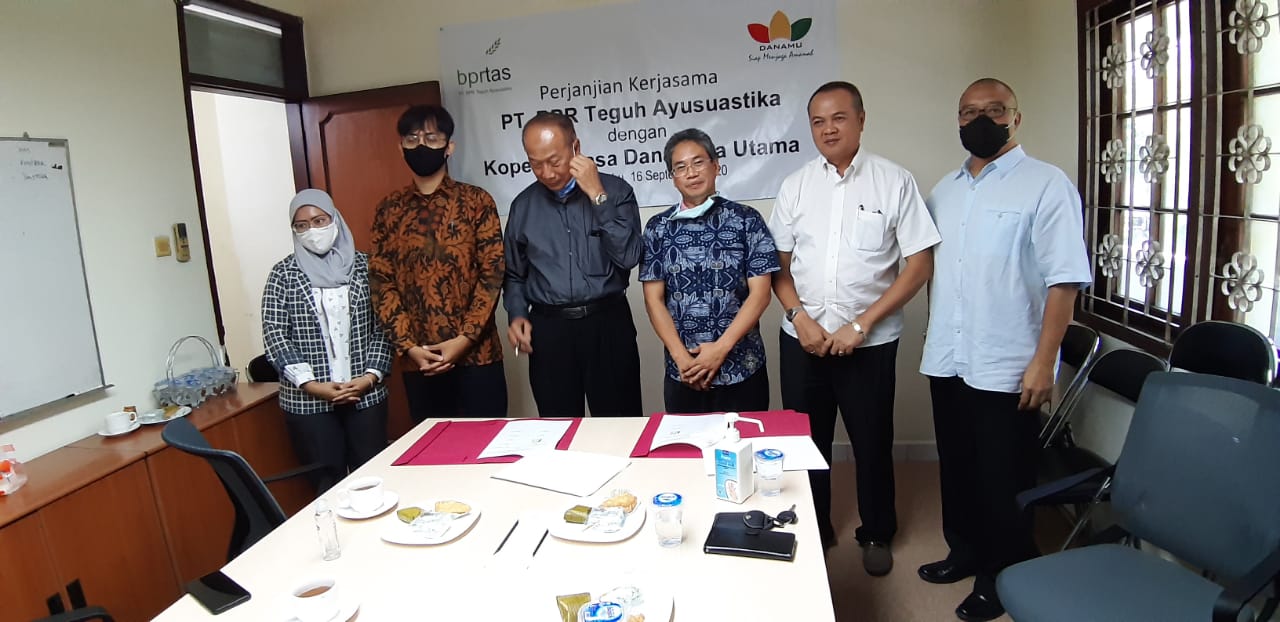 Penandatanganan Kerjasama dengan Koperasi Jasa Dana Mitra Utama