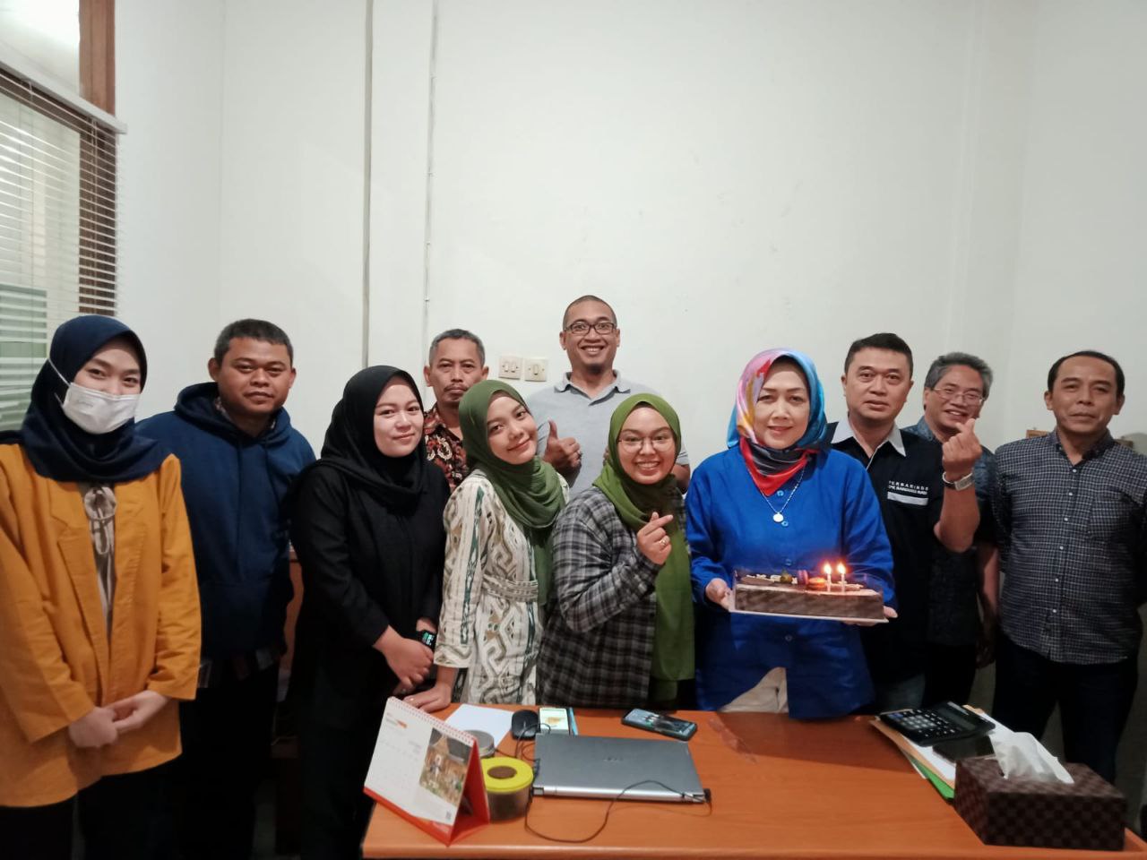 Tasyakuran Hari Ulang Tahun Bapak Dr. Gagan Sugandi, MM. (Komisaris Utama) dan Ibu Teny Sugantini (Pejabat Eksekutif) di Kantor BPRTAS