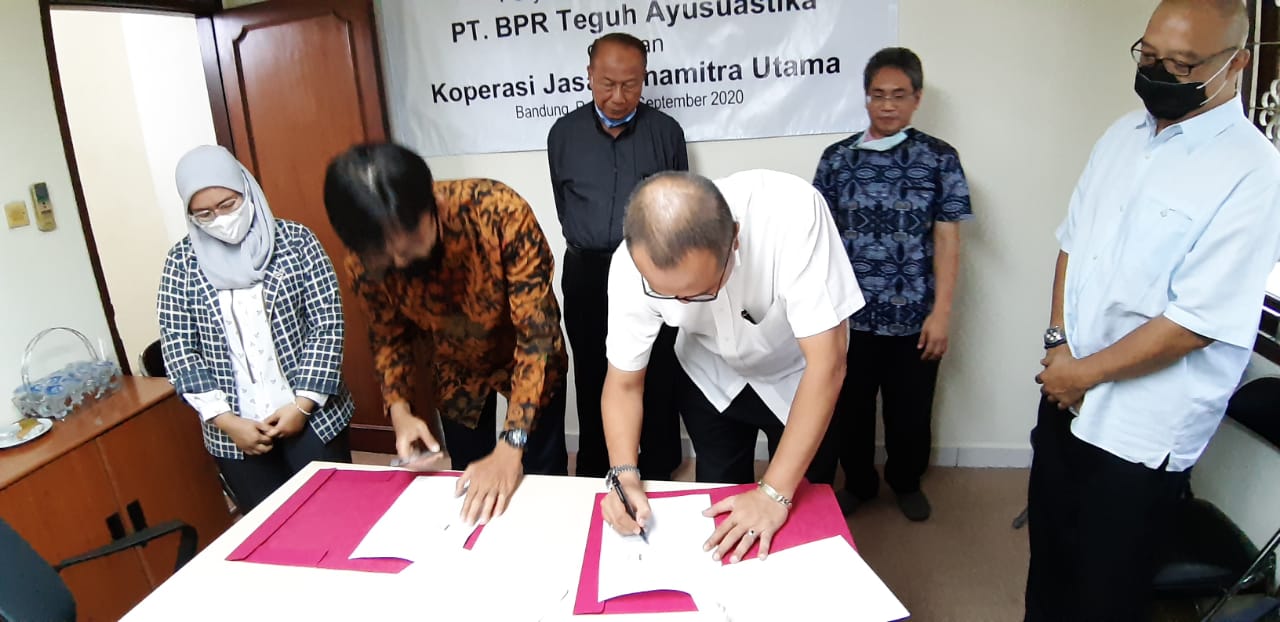 Penandatanganan Kerjasama dengan Koperasi Jasa Dana Mitra Utama